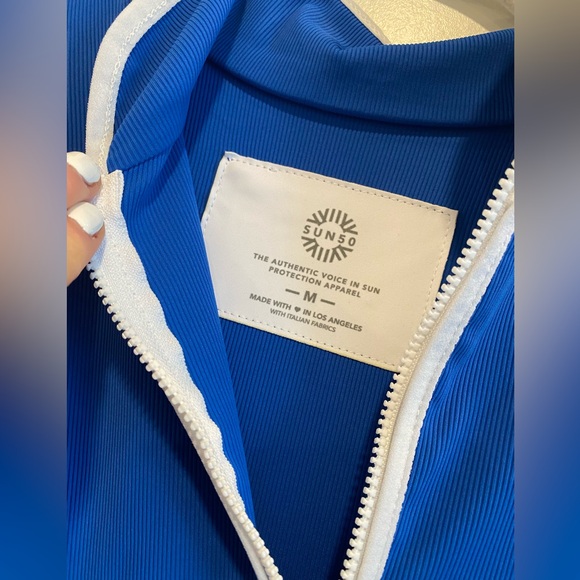 NWT Sun50 Ribbed Rash Guard UPF50+ Skin Cancer Foundation Recommended - Picture 4 of 12